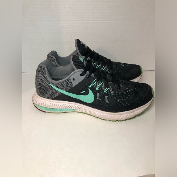 Nike Women's Gray and Teal Running Shoes - Picture 7 of 16